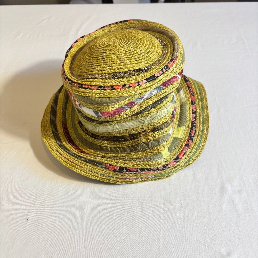 Daniele Meucci Multicolor Striped Bucket Hat – Made in Italy